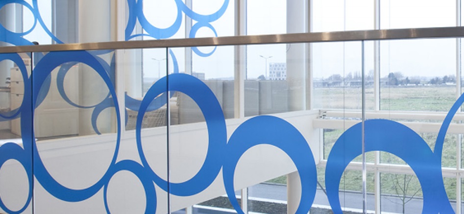 Avery Dennison SF 100 Ultra Clear Polyester 