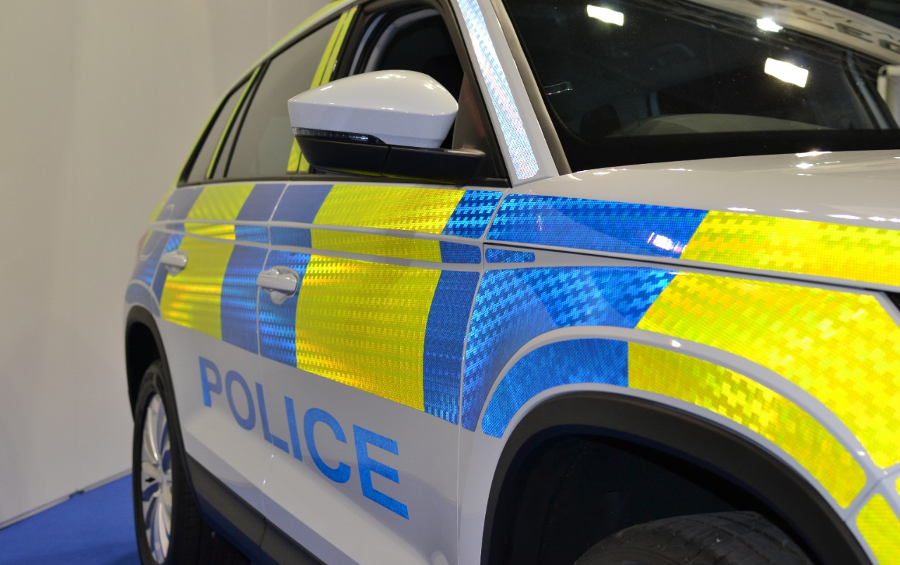 Avery Dennison VisiFlex V-8000 