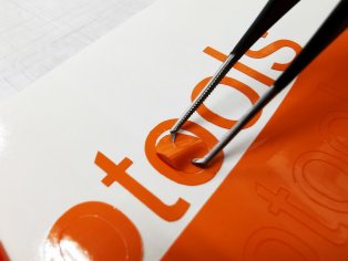 Yello SignTweezer SuperWeeder